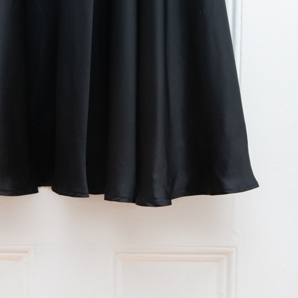 VINTAGE 100% SILK MIDI SKIRT  size 26 - Picture 3 of 4